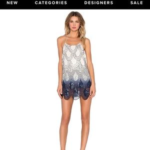 Dame dress in black ombre